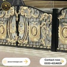 Wrought Iron vs Cast Iron Main Gates in Pakistan: What’s the Difference and Which Should You Choose?